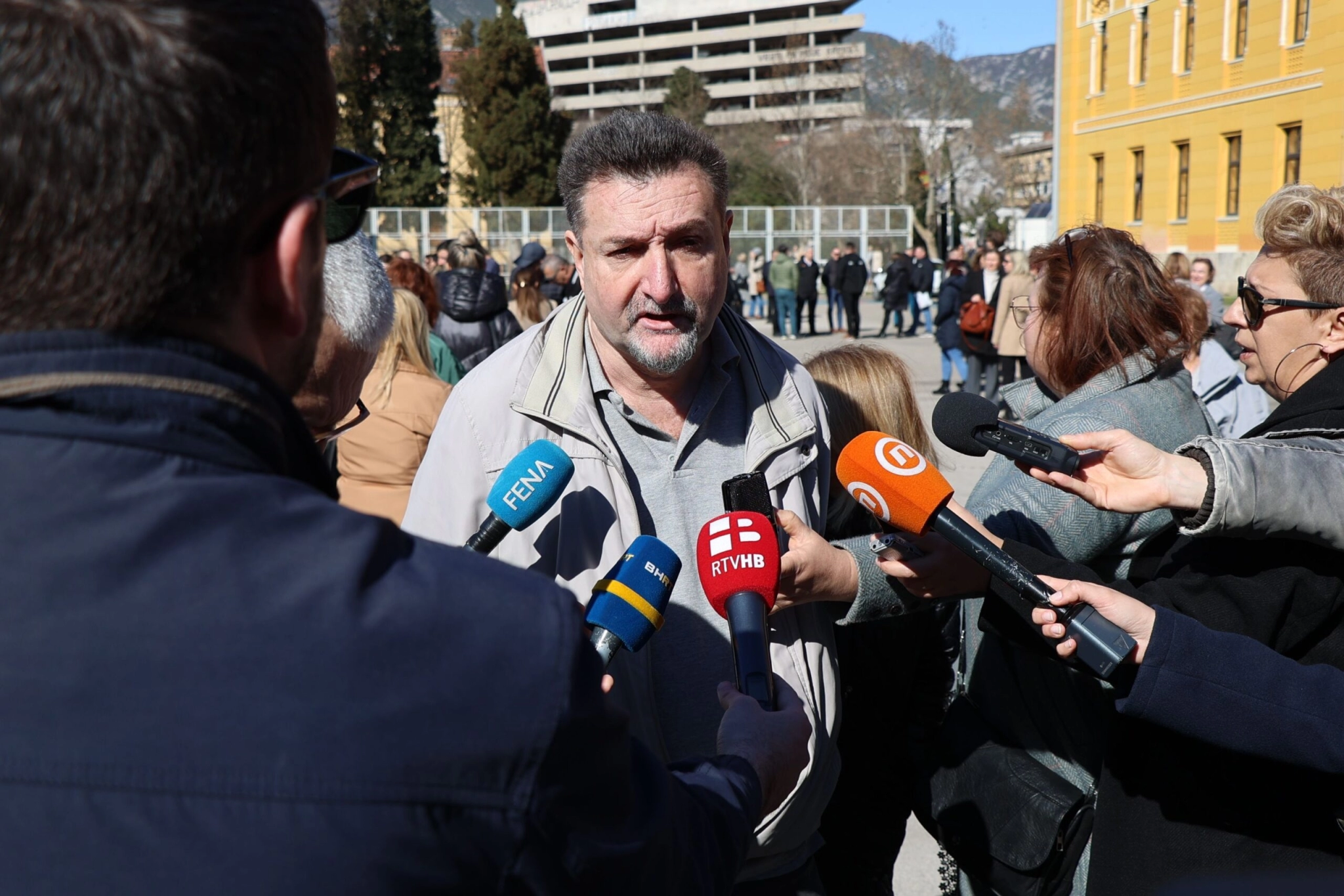 Sindikati: Sramotan odnos 'naše' Vlade spram obrazovanja